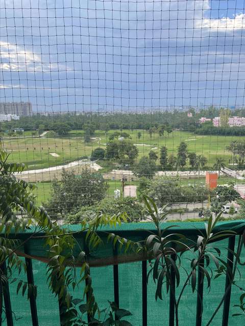 3 BHK Flat In Panchsheel Wellington, Crossings Republik For Sale  In Panchsheel Wellington