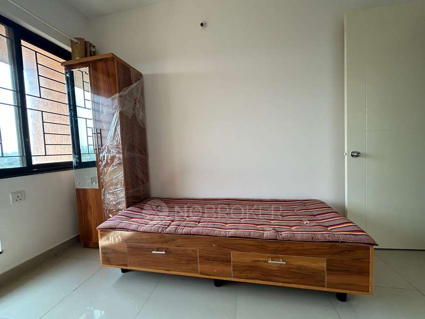 Shared Room for Female In 2 BHK  In Nanded City Sarang In Nanded