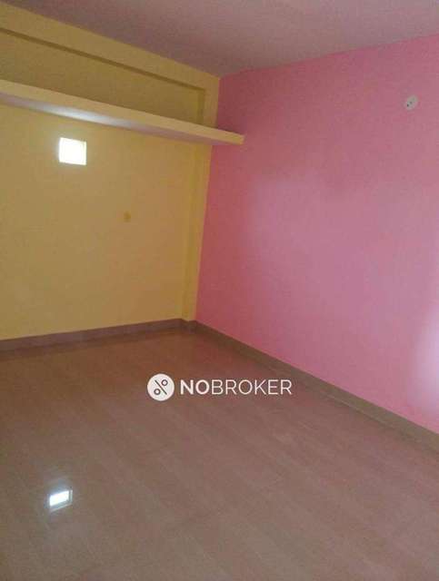 2 BHK Flat In Standalone Building  For Sale  In Mayur Vihar 