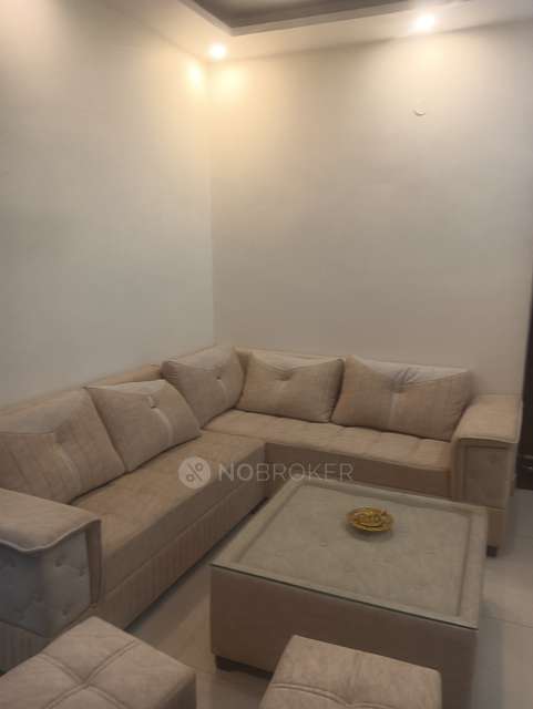 Single Room for Female In 1 BHK  In Krishna Colony, Sector 7 In Sector 7