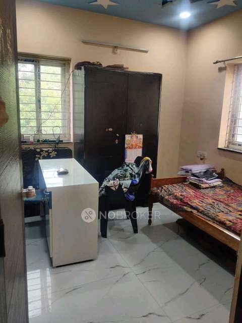 2 BHK Flat In Sai Murahari Apartment For Sale  In Bhavani Nagar, Moosapet