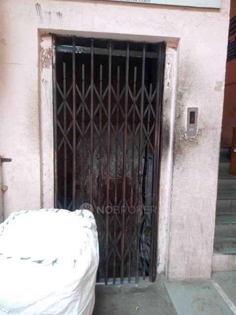 Shop in Raviwar Peth, Pune for Rent 