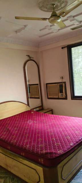 Single Room for Female In 3 BHK  In Swapnek Apartment In Vashi