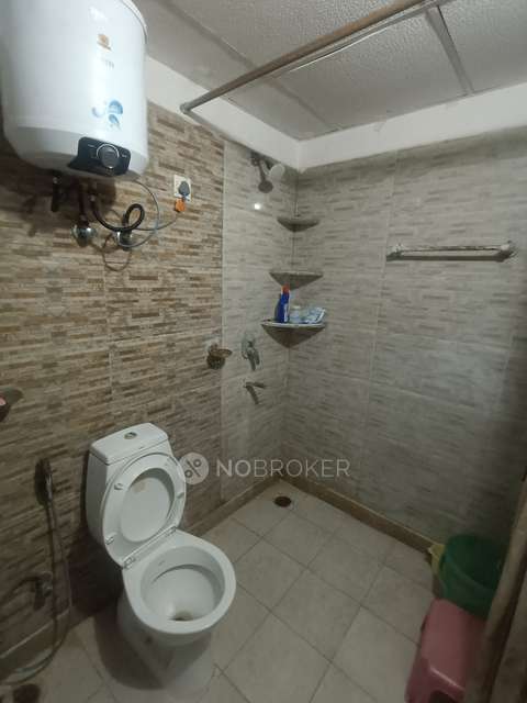 3 BHK Flat In Amrapali Silicon City For Sale  In  Sector 76