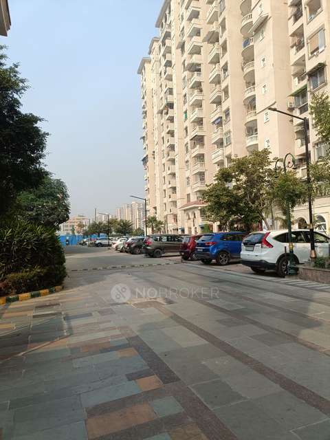 3 BHK Flat In Amrapali Silicon City For Sale  In  Sector 76