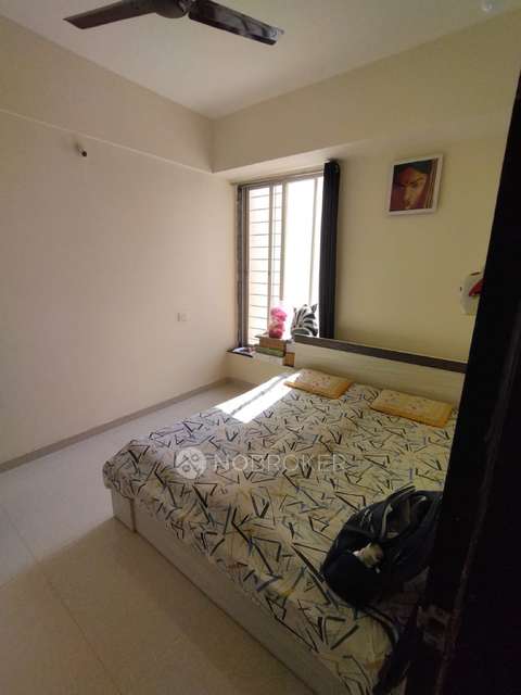 2 BHK Flat In Ravinanda Skylights For Sale  In Skylights