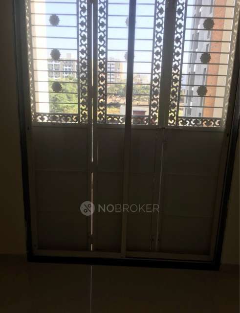 2 BHK Flat In Ravinanda Skylights For Sale  In Skylights