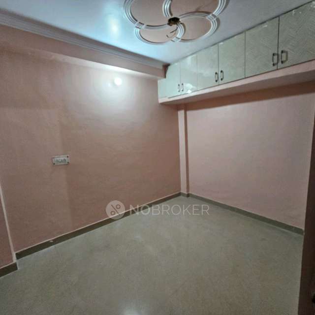 2 BHK Flat In Old Kondli, Near Crime Branch For Sale  In C-12h, Near Dinkar Public School, Old Kondli, Kondli, Delhi, 110096, India