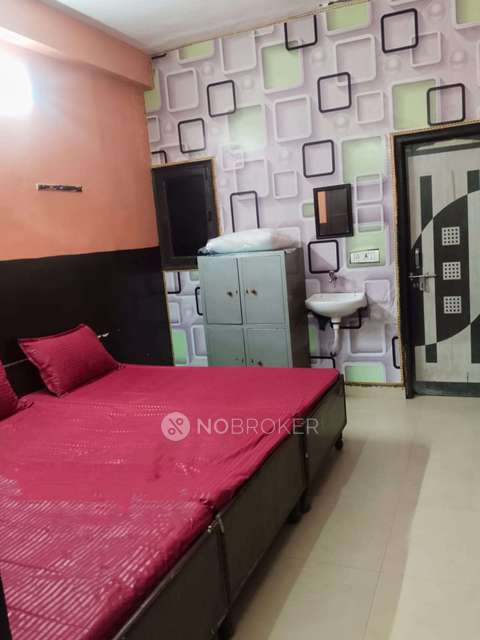 PG for Boys in Sector 12