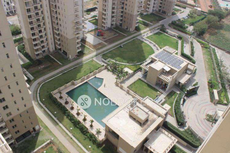2 BHK Flat In Alpha Gurgaon One For Sale  In Sector 84