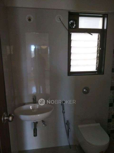 2 BHK Flat In Tivon Park, Ghatkopar West For Sale  In Ghatkopar West