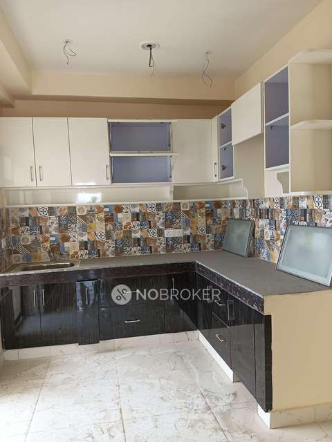 3 BHK Flat In Parakh The Golden Gate For Sale  In Mehrauli