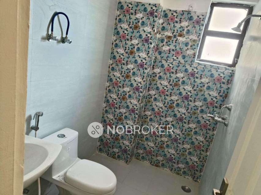 3 BHK Flat In Parakh The Golden Gate For Sale  In Mehrauli