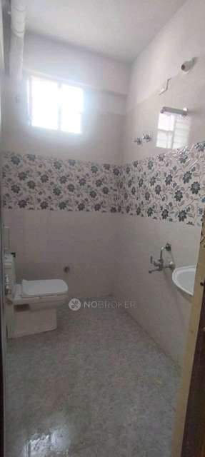 2 BHK Flat In Iftekhar Manzil For Sale  In Moghalpura