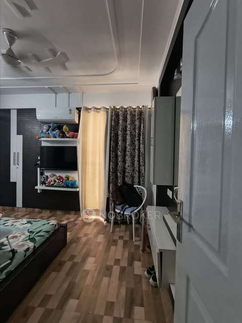 3 BHK Flat In Wall Rock Aishwaryam For Sale  In Sector-16c