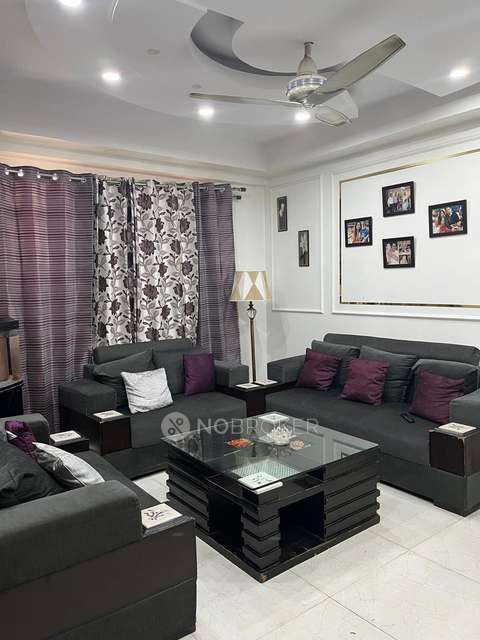 3 BHK Flat In Wall Rock Aishwaryam For Sale  In Sector-16c