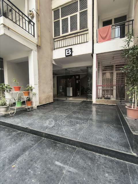 3 BHK Flat In Wall Rock Aishwaryam For Sale  In Sector-16c
