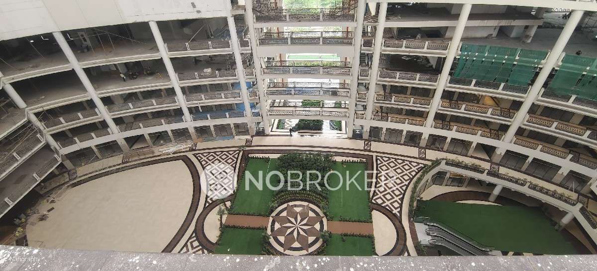 Shop in Milak Lachchhi, Greater Noida for Rent 