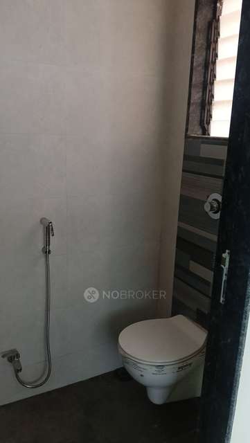 1 BHK Flat In Celestia For Sale  In Mulund East