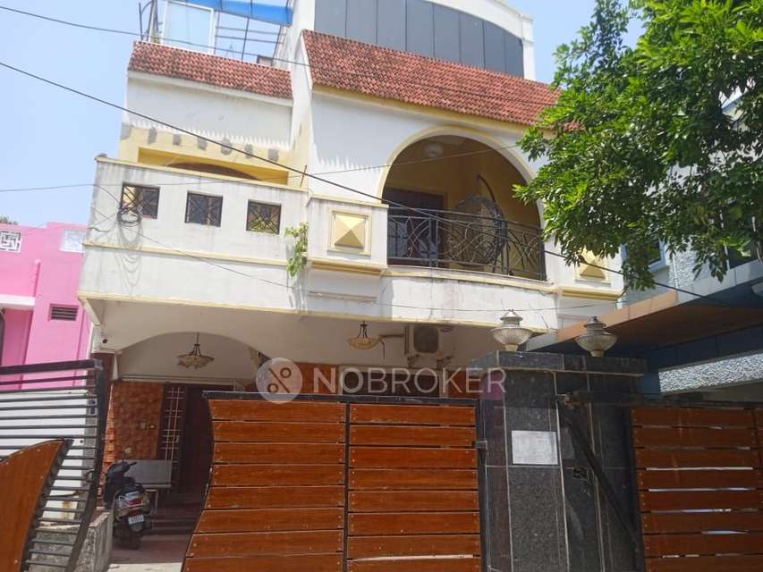 4+ BHK House For Sale  In ,annanagar East