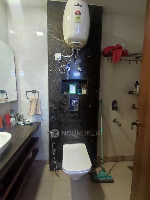 2 BHK Flat In Dayanand Colony, Lajpat Nagar For Sale  In Dayanand Colony