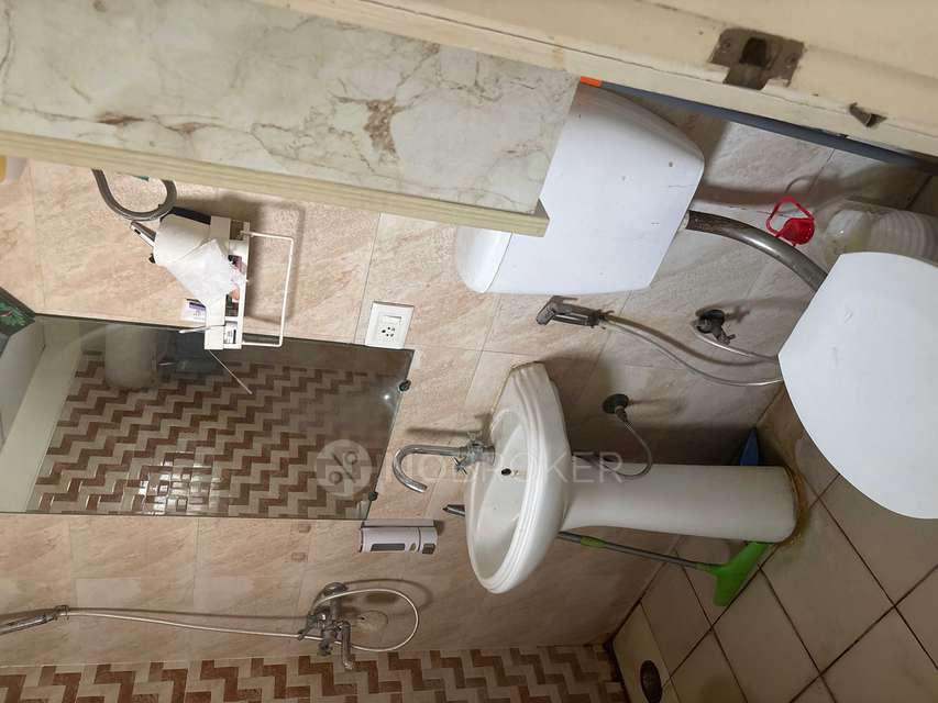 2 BHK Flat In  Gaur City 4th Avenue For Sale  In Noida Extension, 