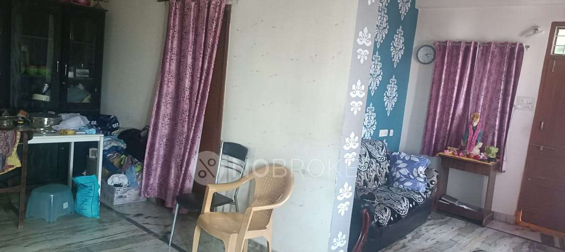 2 BHK Flat In Golden Residency For Sale  In Old Alwal