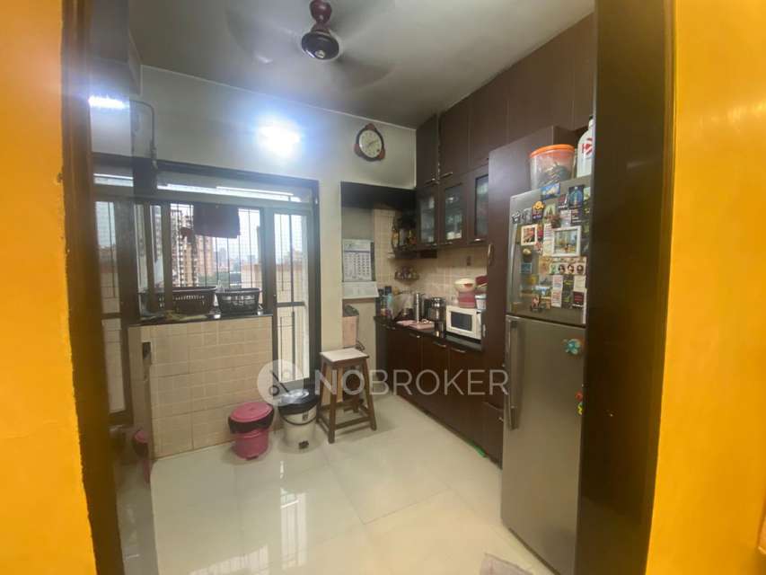 2 BHK Flat In Greeshma Residency Ii For Sale  In Eastern Express Highway
