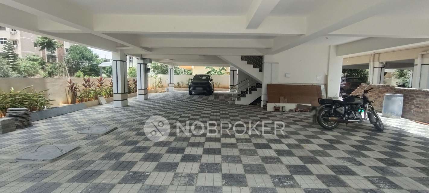 2 BHK Flat In Sai Preeth Tower For Sale  In Yapral