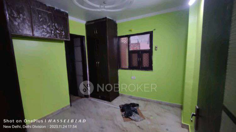3 BHK Flat In Old Post Office Shahadra For Sale  In Shahdara