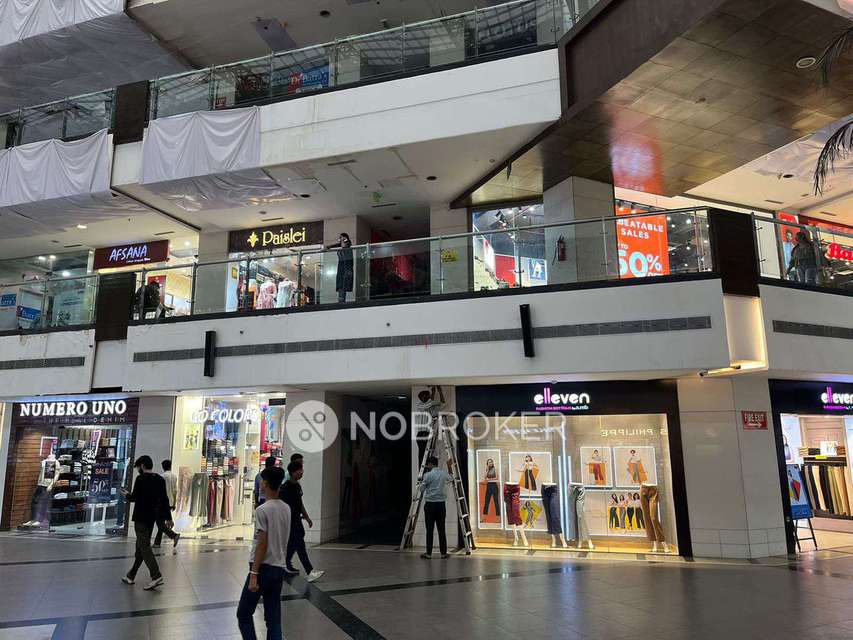 Showroom in Vaishali, Ghaziabad for Rent 