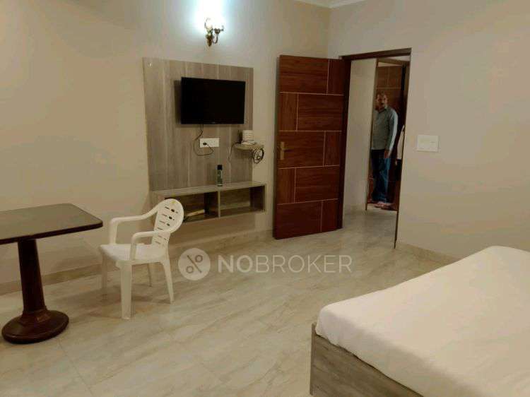 PG for Anyone in Sector 43