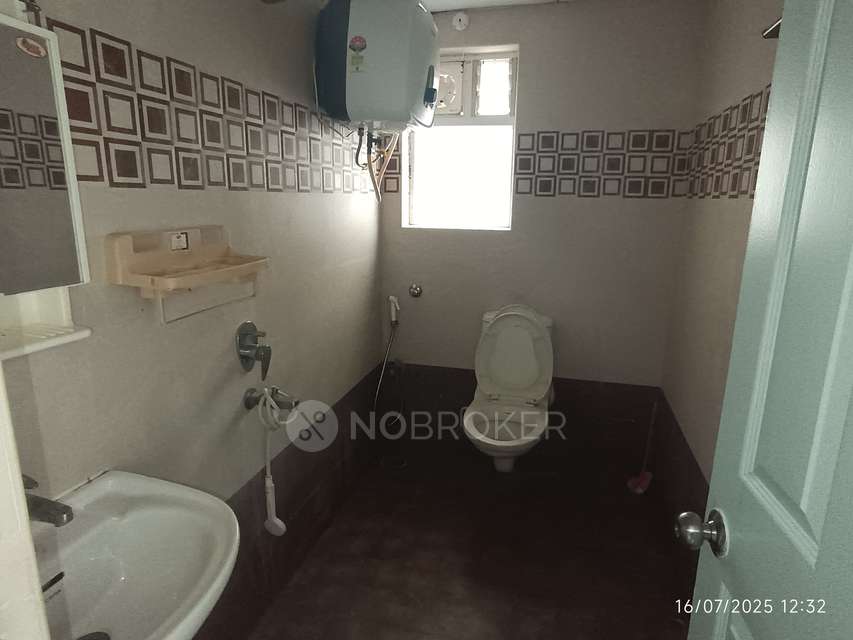 3 BHK Flat In Rnr Fort View Apartments, Upparpally Road For Sale  In Upparpally Road