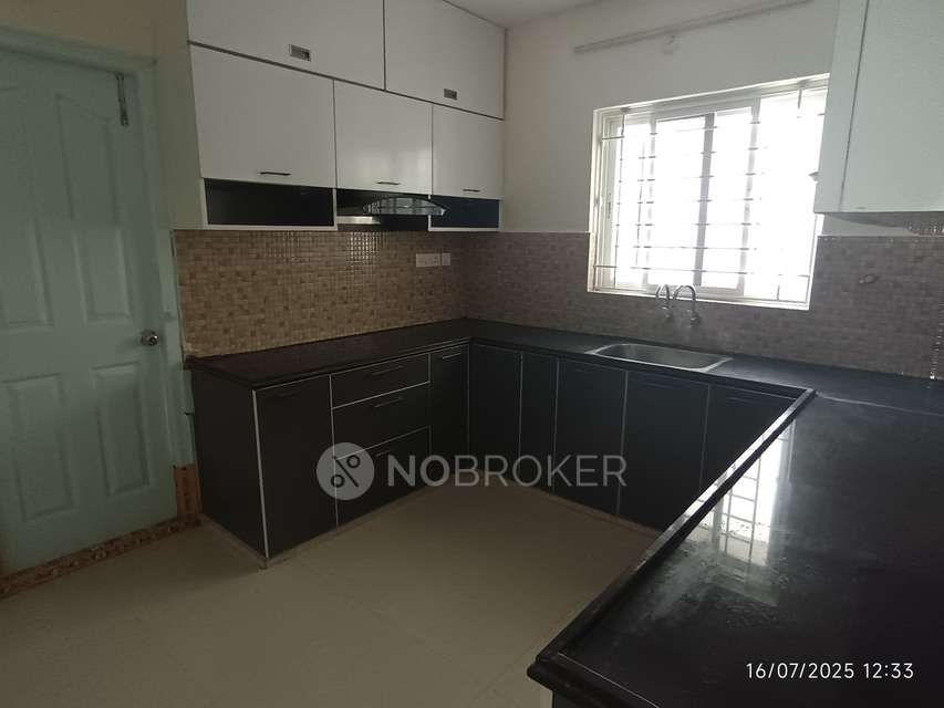 3 BHK Flat In Rnr Fort View Apartments, Upparpally Road For Sale  In Upparpally Road