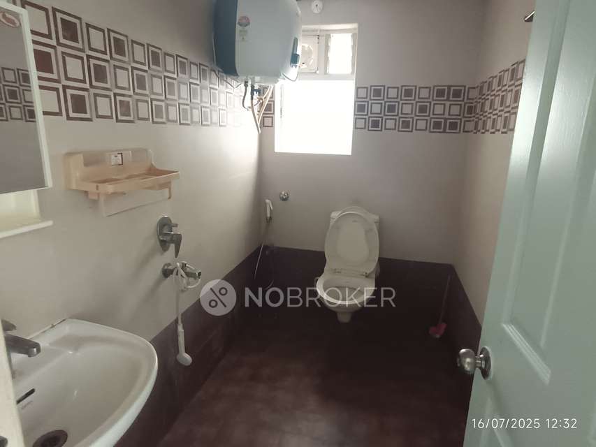 3 BHK Flat In Rnr Fort View Apartments, Upparpally Road For Sale  In Upparpally Road