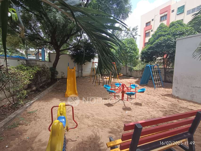 3 BHK Flat In Rnr Fort View Apartments, Upparpally Road For Sale  In Upparpally Road