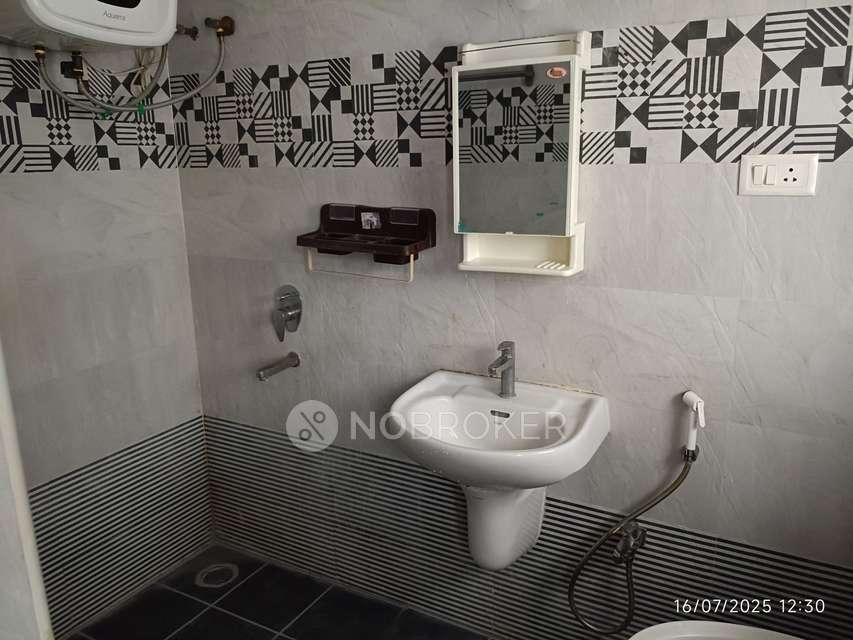 3 BHK Flat In Rnr Fort View Apartments, Upparpally Road For Sale  In Upparpally Road