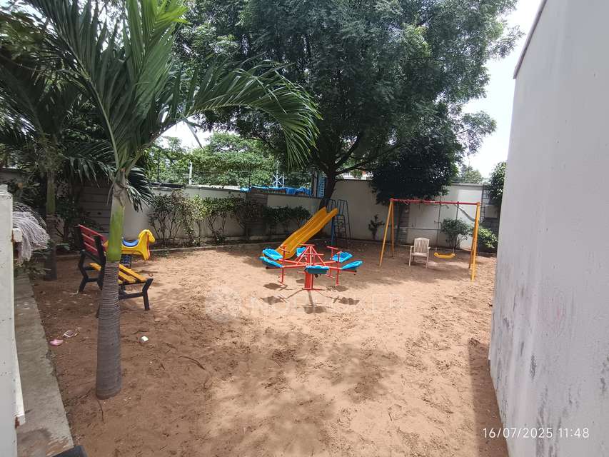 3 BHK Flat In Rnr Fort View Apartments, Upparpally Road For Sale  In Upparpally Road