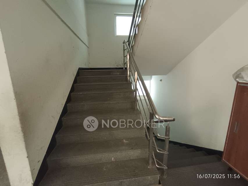 3 BHK Flat In Rnr Fort View Apartments, Upparpally Road For Sale  In Upparpally Road