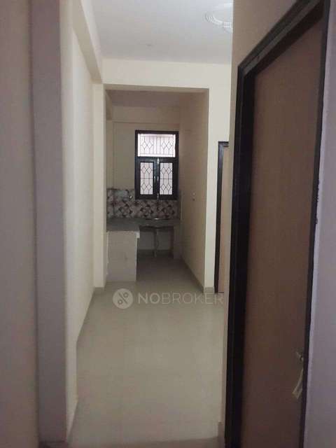 1 BHK Flat In Meenakshi Apartment For Sale  In Khoda Colony
