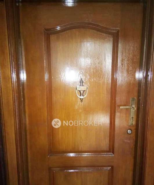 3 BHK Flat In Krsna Apartment For Sale  In Egmore