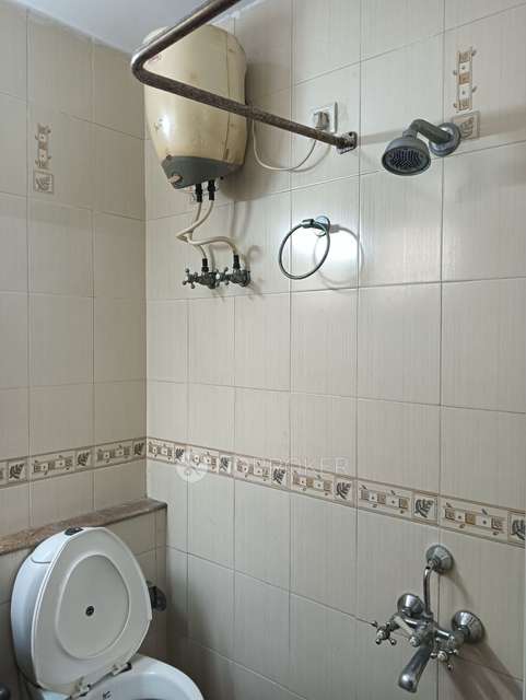 3 BHK Flat In Krsna Apartment For Sale  In Egmore