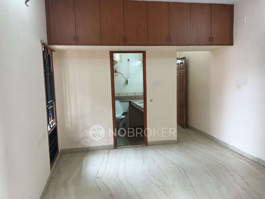 3 BHK Flat In Krsna Apartment For Sale  In Egmore
