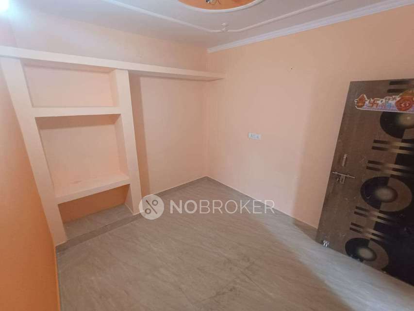 1 BHK Flat In Subash For Sale  In Chhatarpur