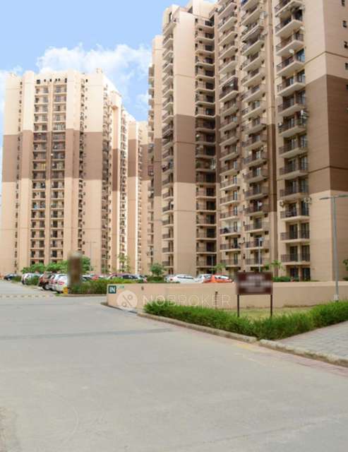 3 BHK Flat In Logix Blossom County, Sector 137 For Sale  In Sector 137