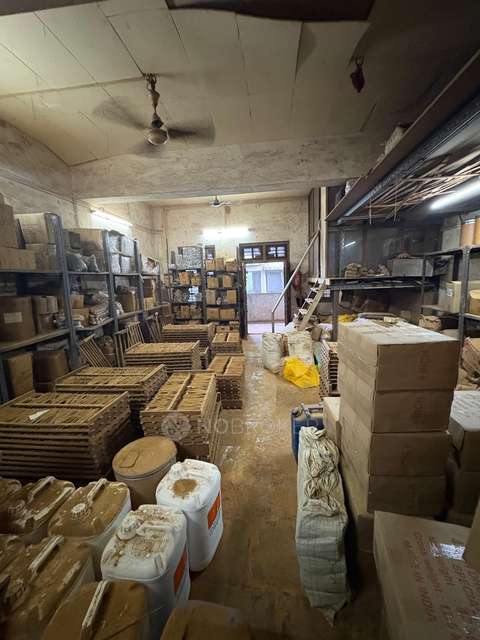 Godown/Warehouse in Old Anjirwadi, Mumbai for sale 