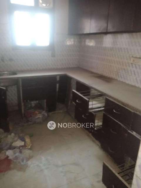 2 BHK Flat In Standalone Building  For Sale  In Rohini 