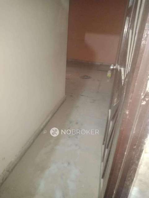 2 BHK Flat In Standalone Building  For Sale  In Rohini 