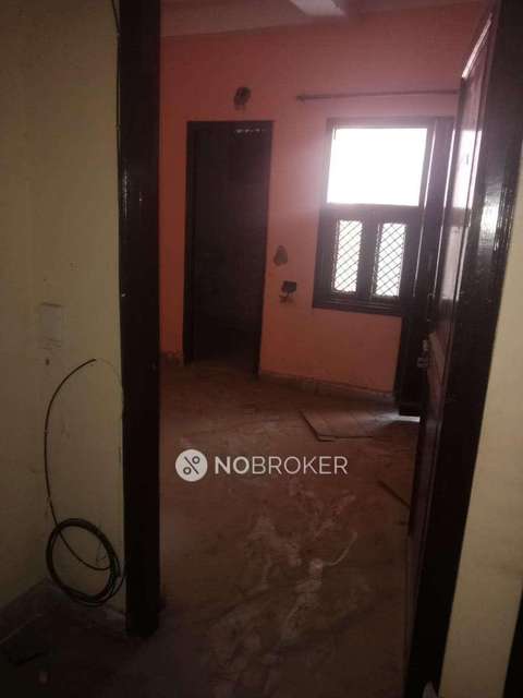 2 BHK Flat In Standalone Building  For Sale  In Rohini 