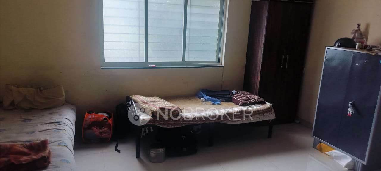 Shared Room for Male In 1 BHK  In Shivajinagar